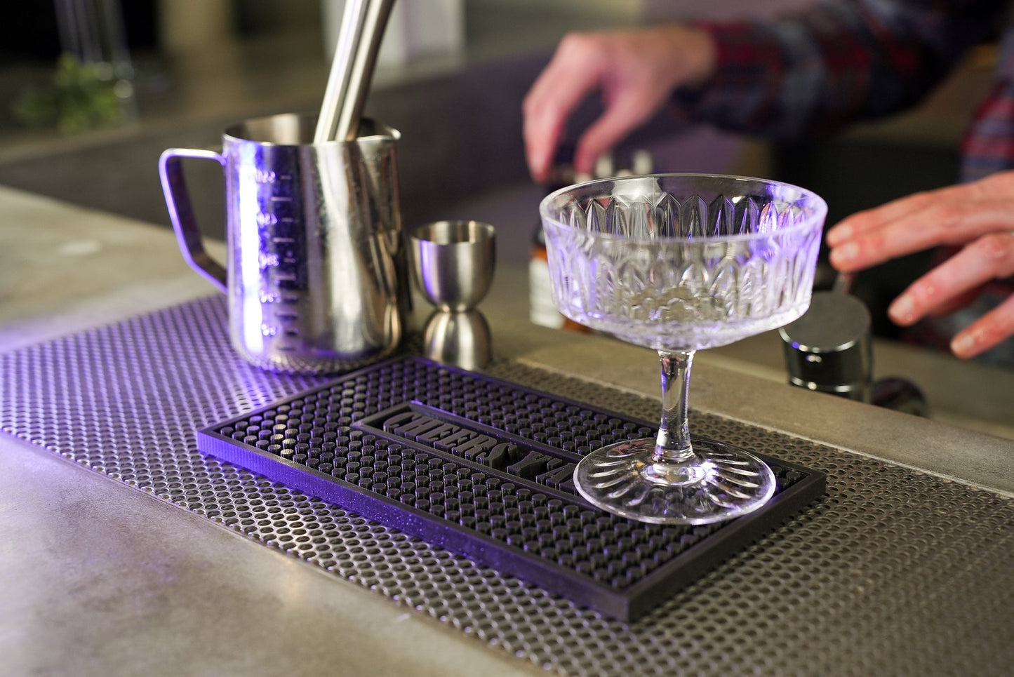 Customizable Silicone Bar Mat