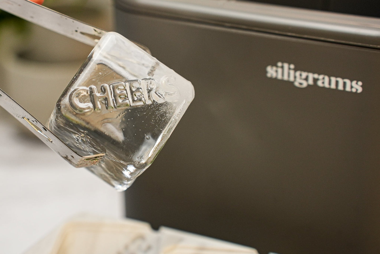 Customizable Clear Ice Maker